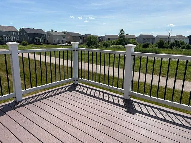 582 Ivyland St — Photo 19