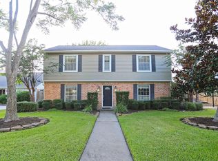 2118 Shadowbriar Dr, Houston, TX 77077