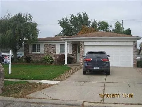40130 Kristen Dr photo 1