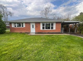 212 Riddle Rd, Cincinnati, OH 45215