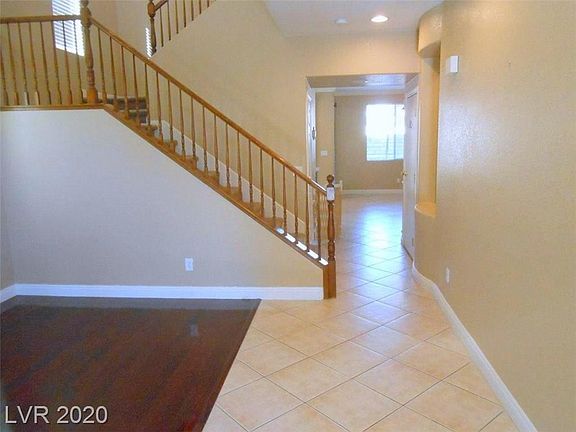3rd image of 11816 Luna Del Mar Ln
