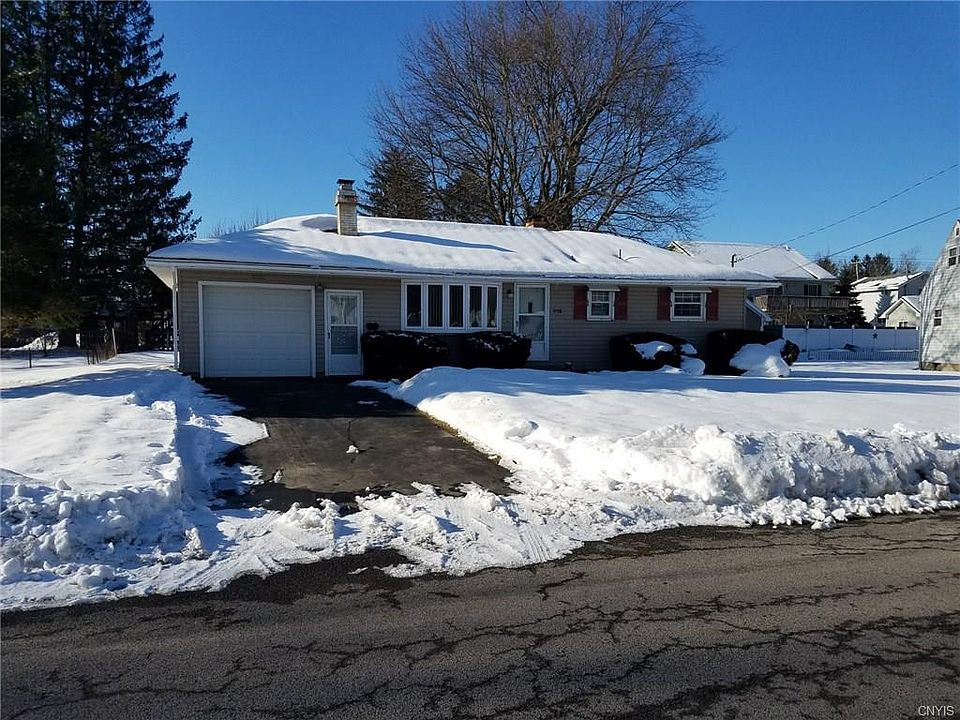 1st image of 715 Wilbain Dr W