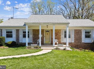 1992 Milboro Dr, Rockville, MD 20854