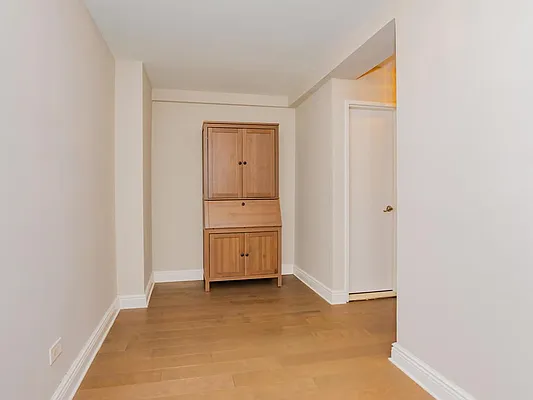 Sold by Re/Max In The City | media 2