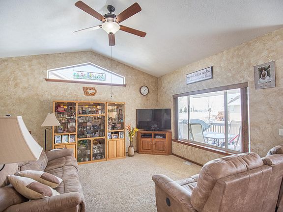 3rd image of 3605 Jolly Ct