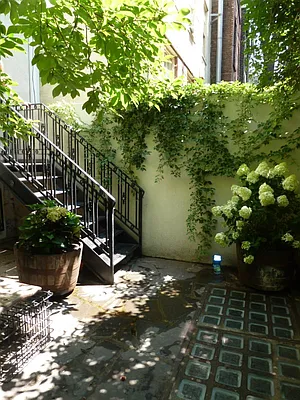 Rented by Sotheby's International Realty | media 5