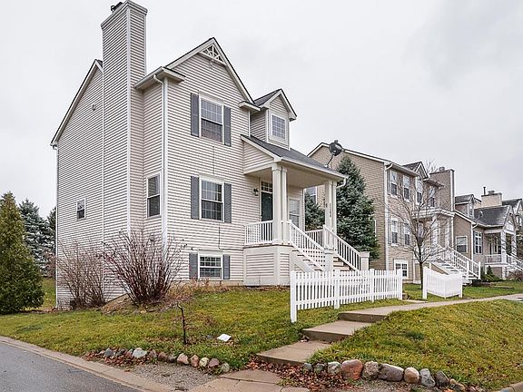 2nd image of 1364 Eisenhower Ln