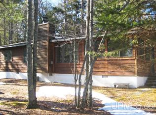 N7109 Perry Rd #TOWNHOUSE E, Au Train, MI 49806