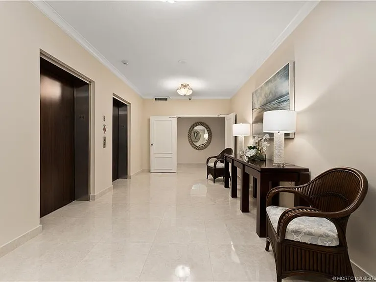 9960 S Ocean Dr #Penthouse 5 — Photo 17