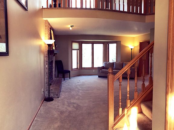 5th image of 15720 Maple Island Ct