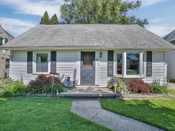 4662 Mount Vernon Blvd, Hamburg, NY 14075