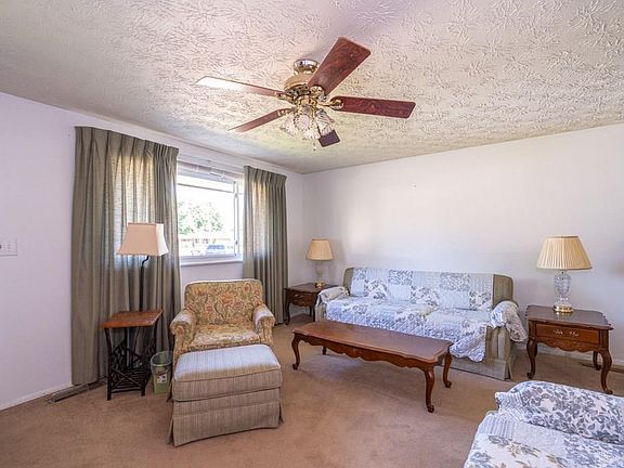 4th image of 7906 Berchman Dr