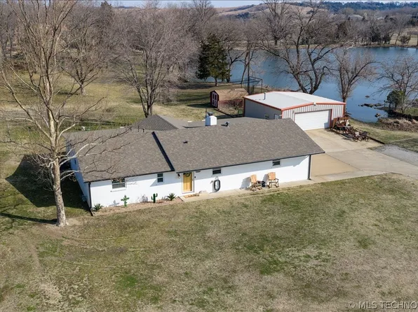 116 Carlyle Rd, Bartlesville, OK 74003