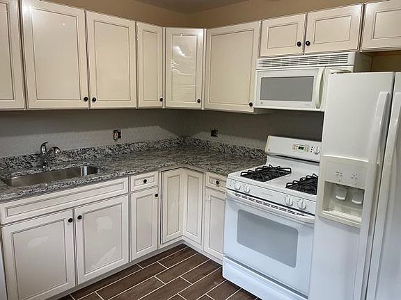 5th image of 5623 Ottawa Rd #5623