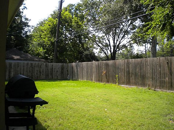 4th image of 8710 Bob White Dr