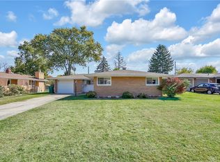 1422 Mapleridge Dr, Fairborn, OH 45324