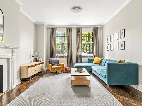 5 Riverside Dr #1C, New York, NY 10023