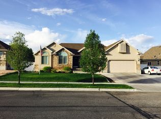 464 E Manchester Ln, Stansbury Park, UT 84074