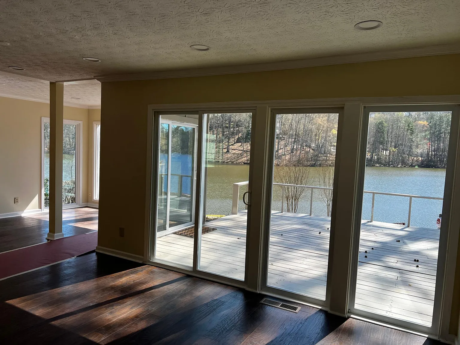 3 bed, 2679 sqft, $3,300 — Photo 2