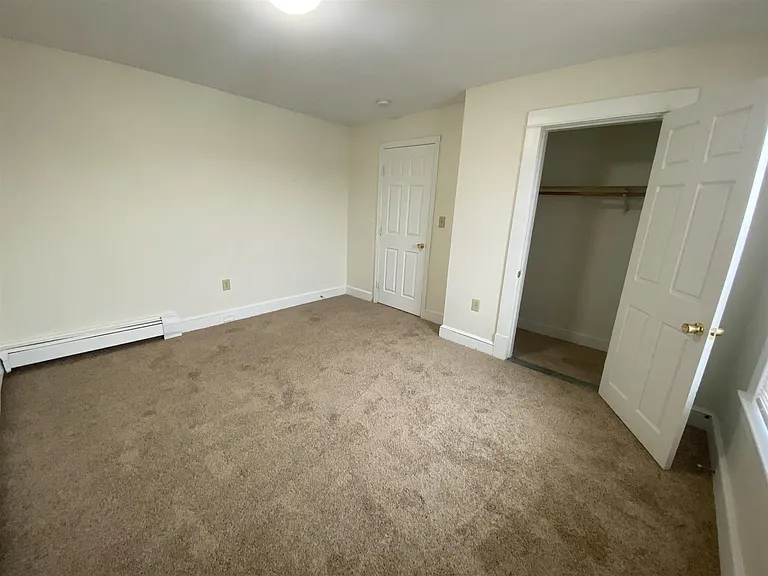 22 Ferry St #2 — Photo 28