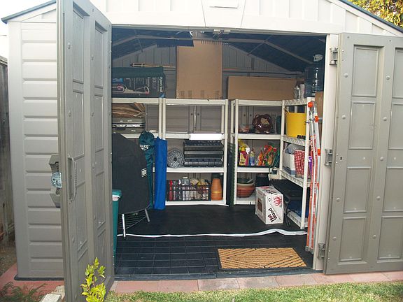 3rd image of 825 Coolidge Ave