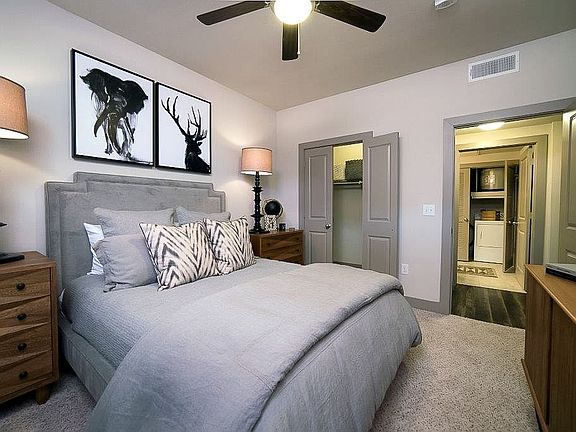 2nd image of 4835 Usaa Blvd APT 7201