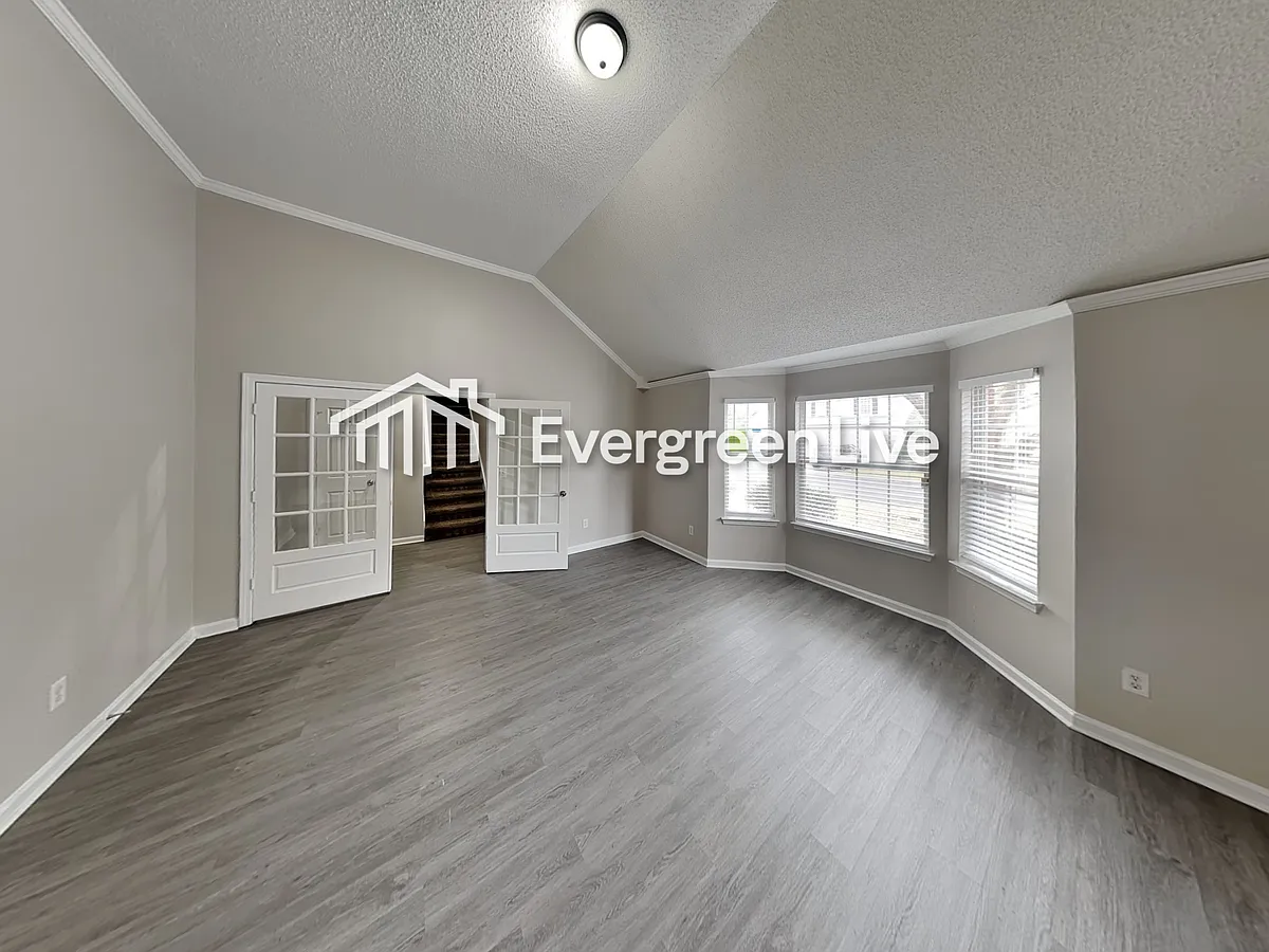 Building Photo - 2997 Stonebridge Creek Dr