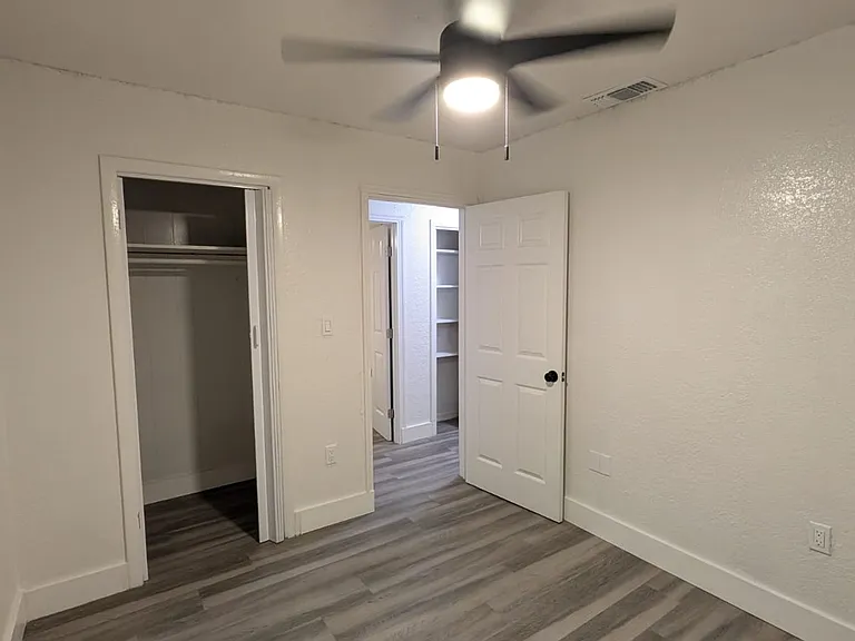 614 Pear St — Photo 8