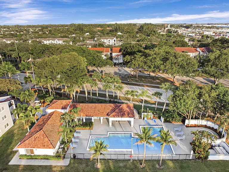 St. Andrews Palm Beach — Photo 2