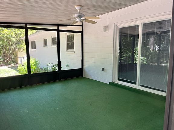 Screened in Porch