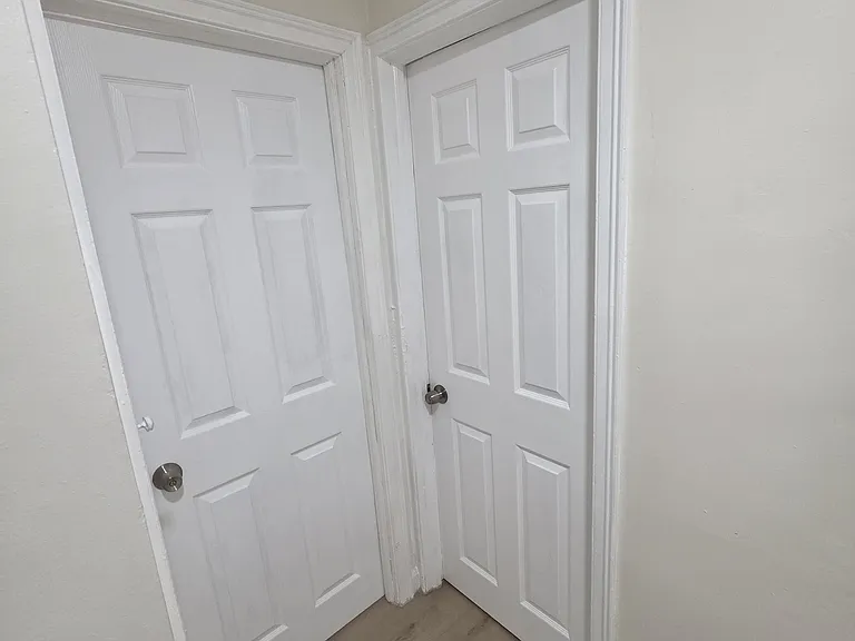 5449 Claridge St — Photo 10