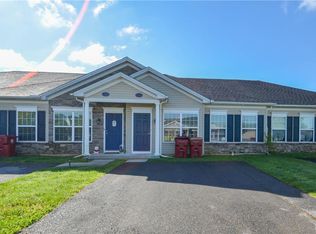 214 Huntington Ln, Easton, PA 18040