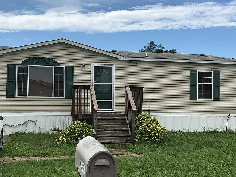 11864 Atlantic Cir — Photo 1