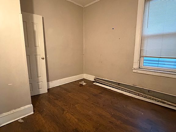 3rd image of 61 Wade St Floor 2