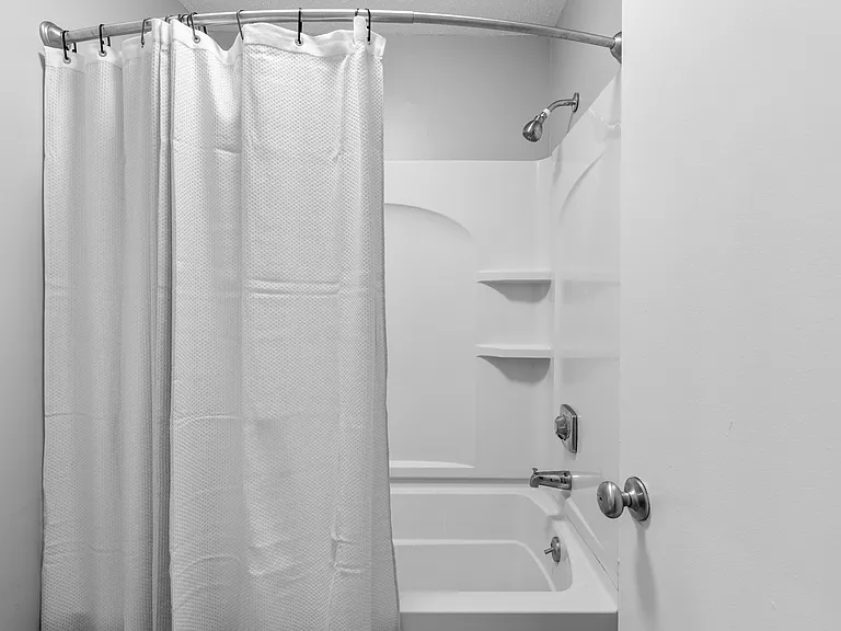 Blue Ridge Apartments — Photo 35