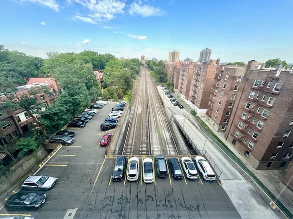 118-17 Union Turnpike image 13 of 26