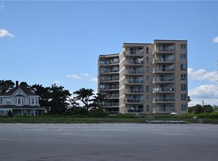 219 E Grand Ave APT 3C, Old Orchard Beach, ME 04064