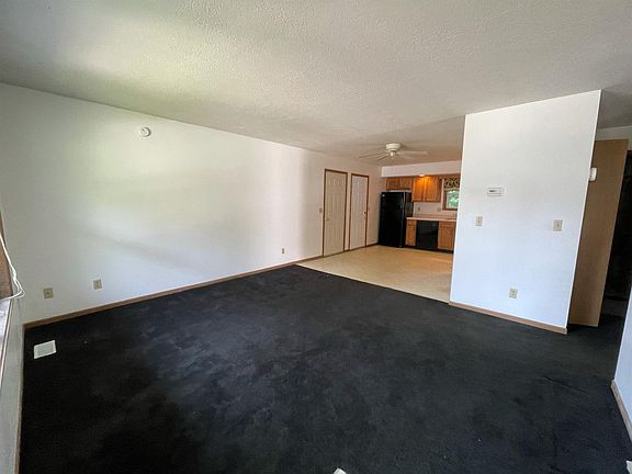 5th image of 1060 N Forest View Dr N