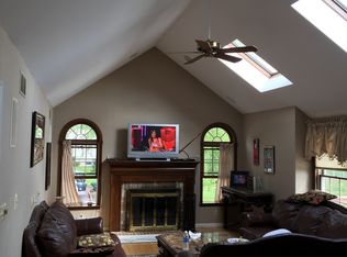 3 Coventry Rd, Drums, PA 18222