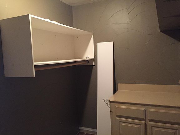 2nd image of 1013 Greencove Dr