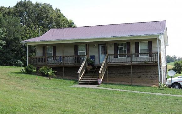 1st image of 464 Austin Cir
