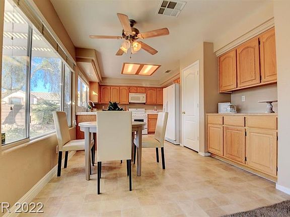 2nd image of 8500 Arco Iris Ln