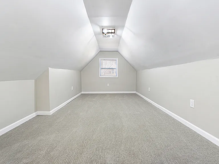 440 Ruxton St — Photo 25