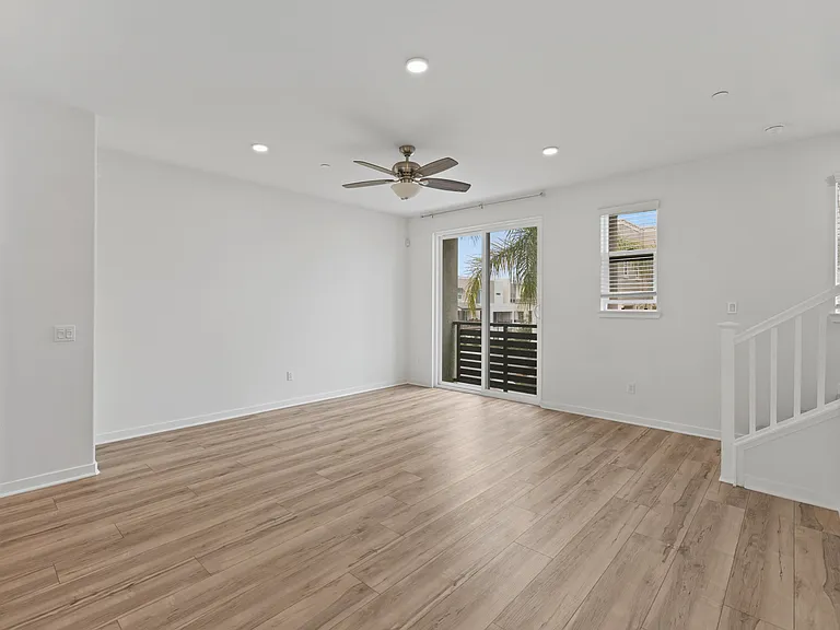 11011 Skyglow Dr — Photo 17