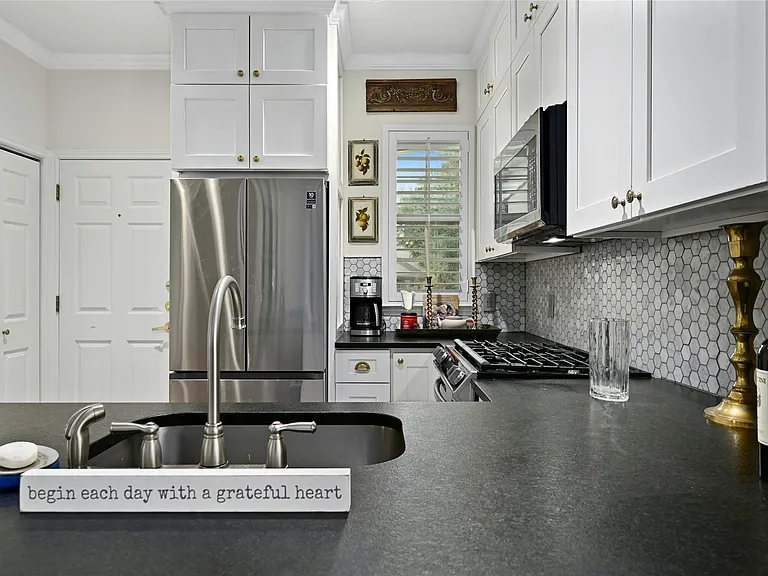 112 Ranier Ln — Photo 13