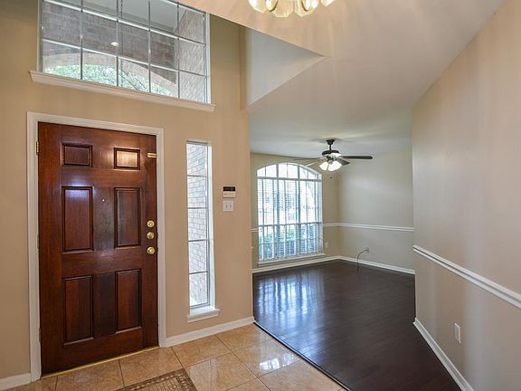 4th image of 339 Indian Summer Dr
