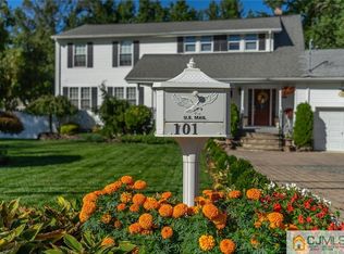 101 Aberdeen Rd, Aberdeen, NJ 07747