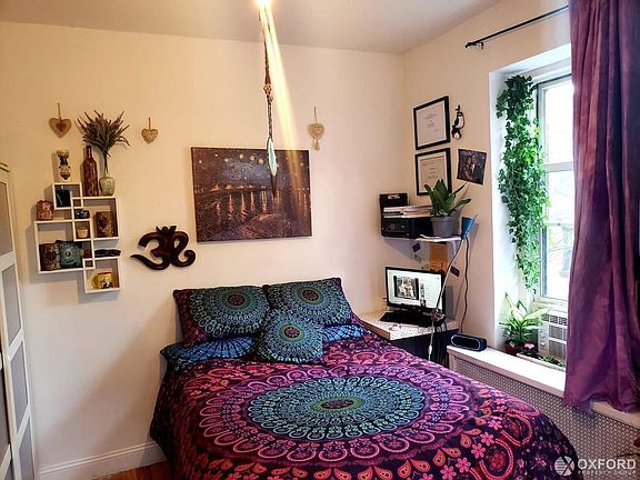 3rd image of 111 Macdougal St APT 17