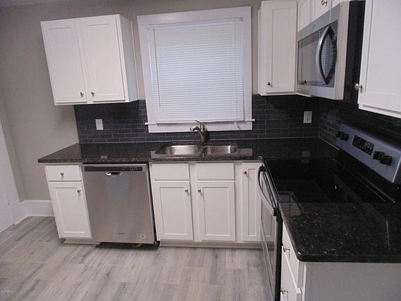 5th image of 3332 College St