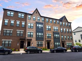 43444 Stonewood Crossing Ter, Ashburn, VA 20148